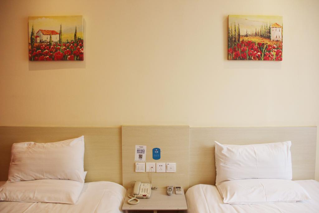 Hanting Express Jinzhou Luoyang Road Central Avenue חדר תמונה