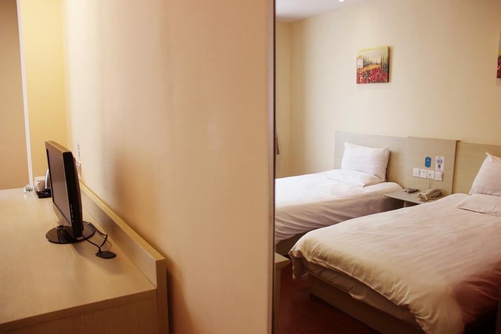 Hanting Express Jinzhou Luoyang Road Central Avenue חדר תמונה